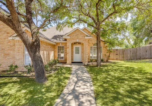 Photo 2 of Single family home for sale at 270 Bluff View Ct, Aledo, TX 76008 | MLS# 21364026 | Listing updated on 2026-09-11