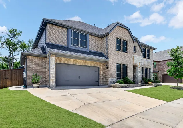 Photo 2 of Single family home for sale at 116 Cascade Ln, Wylie, TX 75098 | MLS# 21363749 | Listing updated on 2026-10-07