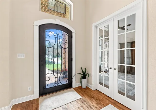 Photo 3 of Sale Pending at 300 Hawks Ridge Trl, Colleyville, TX 76034 | MLS# 21361777 | Listing updated on 2026-09-20