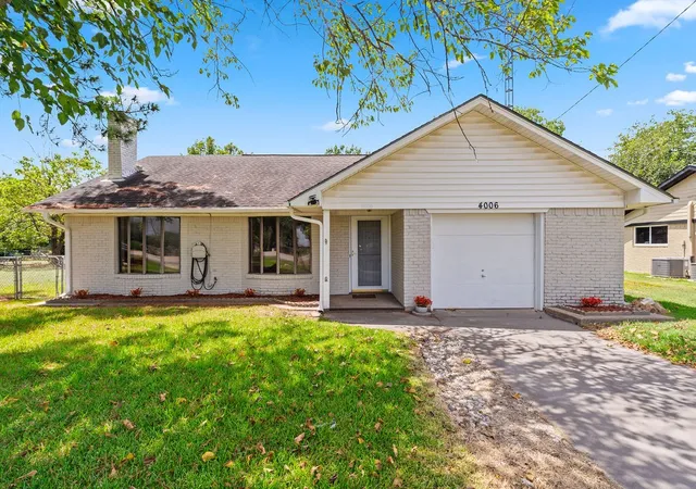 Photo 1 of Single family home for sale at 4006 State Hwy 34 S, Greenville, TX 75402 | MLS# 21363702 | Listing updated on 2026-09-14