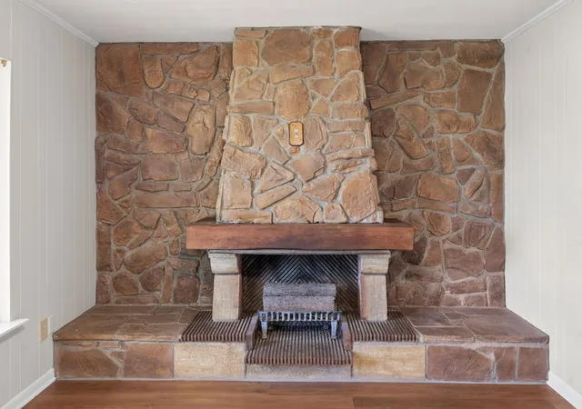 Photo 3 of Single family home for sale at 4006 State Hwy 34 S, Greenville, TX 75402 | MLS# 21363702 | Listing updated on 2026-09-14