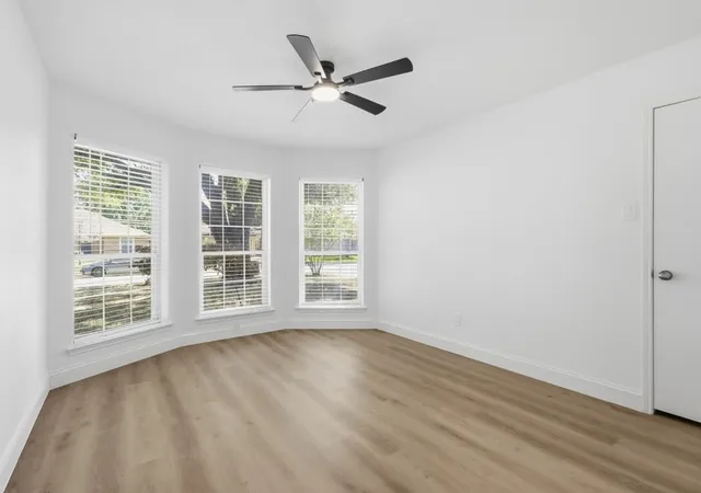 Photo 4 of Single family home for sale at 1140 W Hills Ter, Fort Worth, TX 76179 | MLS# 21363305 | Listing updated on 2026-09-25