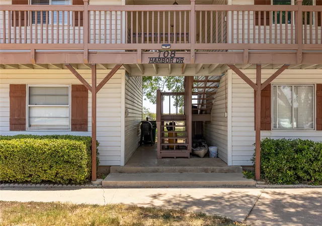 Photo 3 of Condo for sale at 108 Harbor Dr #204, Bridgeport, TX 76426 | MLS# 21364356 | Listing updated on 2026-10-05
