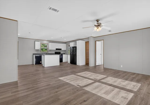 Photo 3 of Sale Pending at 1221 County Road 805, Cleburne, TX 76031 | MLS# 21364125 | Listing updated on 2026-09-07