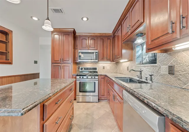 Photo 1 of Single family home for sale at 4612 Gleneagle St, Mesquite, TX 75150 | MLS# 21364402 | Listing updated on 2026-09-23