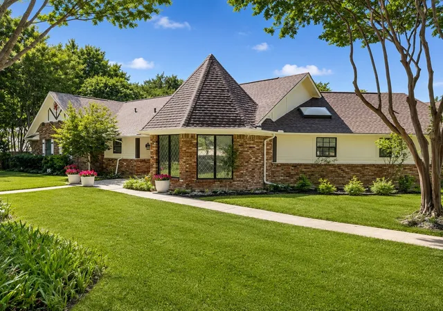 Photo 1 of Single family home for sale at 614 Pecan Crk Dr, Sunnyvale, TX 75182 | MLS# 21364353 | Listing updated on 2026-10-22