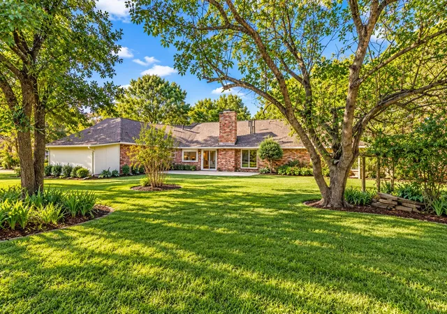 Photo 4 of Single family home for sale at 614 Pecan Crk Dr, Sunnyvale, TX 75182 | MLS# 21364353 | Listing updated on 2026-10-22