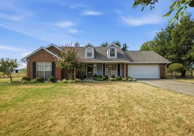 Photo 3 of Sale Pending at 11454 Foutch Rd, Pilot Point, TX 76258 | MLS# 21359544 | Listing updated on 2026-09-18