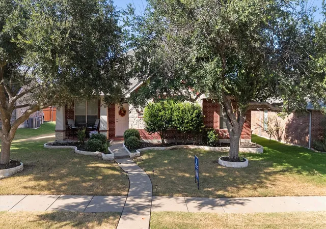 Photo 2 of Single family home for sale at 2708 Sugar Maple Dr, Wylie, TX 75098 | MLS# 21364012 | Listing updated on 2026-09-08