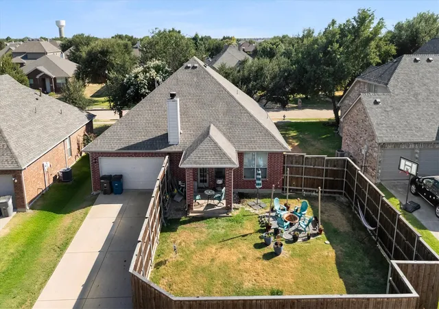 Photo 3 of Single family home for sale at 2708 Sugar Maple Dr, Wylie, TX 75098 | MLS# 21364012 | Listing updated on 2026-10-07
