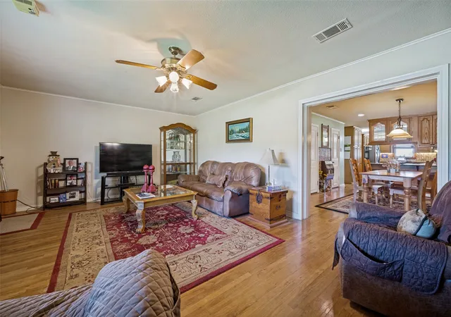 Photo 3 of Single family home for sale at 117 County Rd, Decatur, TX 76234 | MLS# 21363538 | Listing updated on 2026-09-30