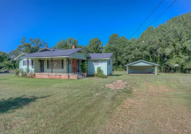 Photo 3 of Single family home for sale at 19596 S Louisiana St, Ida, LA 71044 | MLS# 21364566 | Listing updated on 2026-10-06