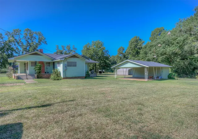 Photo 4 of Single family home for sale at 19596 S Louisiana St, Ida, LA 71044 | MLS# 21364566 | Listing updated on 2026-10-06