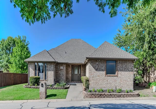 Photo 1 of Single family home for sale at 9653 Lea Shore St, Fort Worth, TX 76179 | MLS# 21362507 | Listing updated on 2026-09-13
