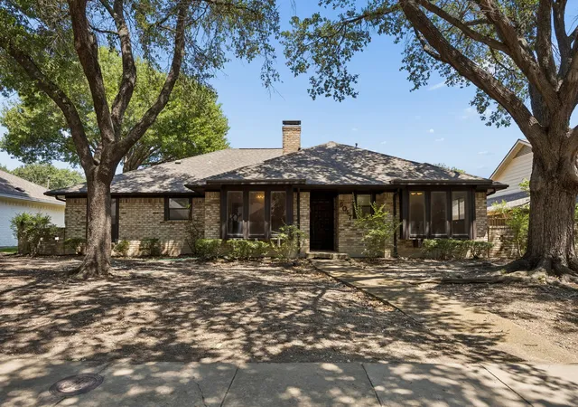 Photo 1 of Sale Pending at 6017 Timber Creek Ln, Dallas, TX 75248 | MLS# 21361135 | Listing updated on 2026-09-09