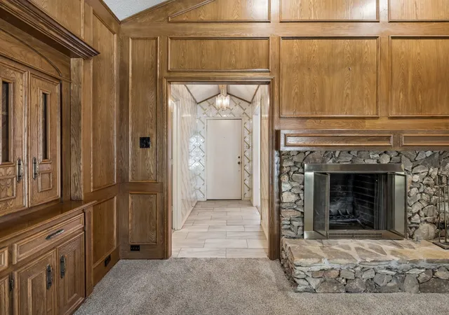 Photo 4 of Sale Pending at 6017 Timber Creek Ln, Dallas, TX 75248 | MLS# 21361135 | Listing updated on 2026-09-09
