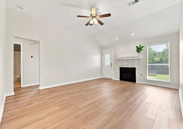 Photo 3 of Single family home for sale at 6905 Scott Ct, Sachse, TX 75048 | MLS# 21362035 | Listing updated on 2026-09-08