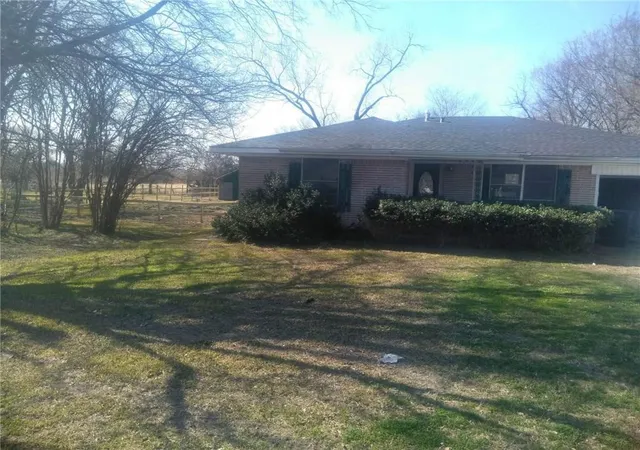 Photo 1 of Single family home for sale at 1211 Wolfe City Dr, Greenville, TX 75401 | MLS# 21364672 | Listing updated on 2026-09-11