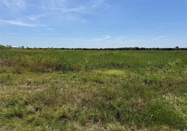 Photo 2 of Sale Pending at 3828 Fm 272, Leonard, TX 75423 | MLS# 21364620 | Listing updated on 2026-09-08