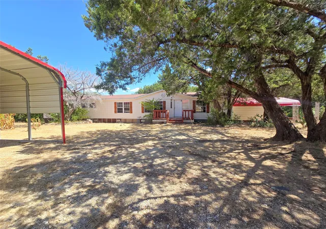 Photo 15 of Manufactured home for sale at 3003 Hilltop Rd, Granbury, TX 76048 | MLS# 21362557 | Listing updated on 2026-09-19