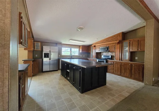 Photo 2 of Manufactured home for sale at 3003 Hilltop Rd, Granbury, TX 76048 | MLS# 21362557 | Listing updated on 2026-09-19