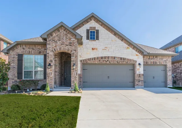 Photo 2 of Single family home for sale at 2700 Lakeside Dr, Providence Village, TX 76227 | MLS# 21362258 | Listing updated on 2026-09-08