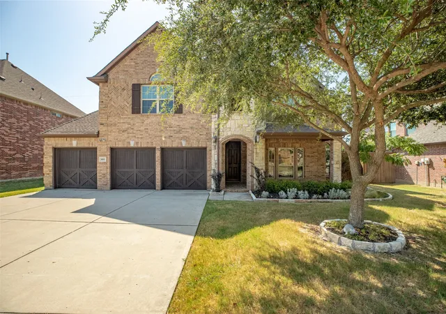 Photo 1 of Single family home for sale at 881 Twin Buttes Dr, Prosper, TX 75078 | MLS# 21364736 | Listing updated on 2026-09-08