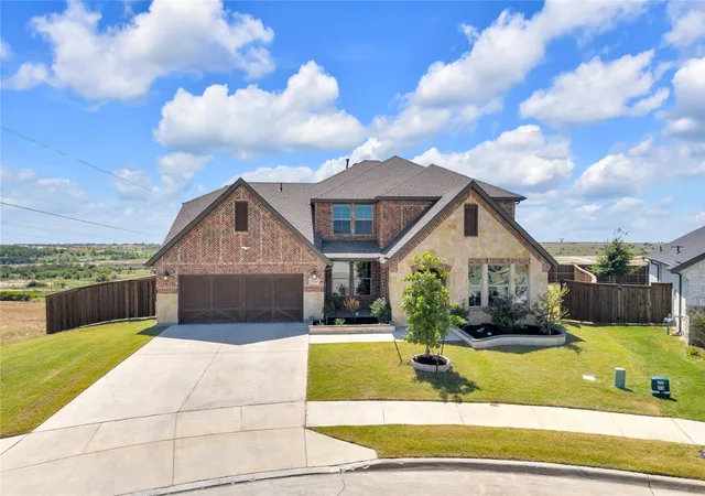Photo 1 of Single family home for sale at 5884 Turner May Dr, Fort Worth, TX 76126 | MLS# 21362416 | Listing updated on 2026-09-08