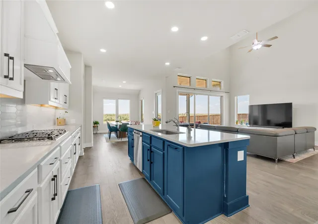 Photo 4 of Single family home for sale at 5884 Turner May Dr, Fort Worth, TX 76126 | MLS# 21362416 | Listing updated on 2026-09-08