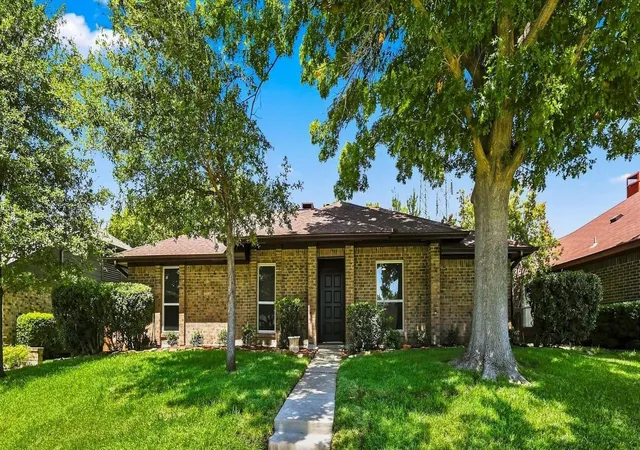 Photo 35 of Sale Pending at 2517 Lawnview Dr, Carrollton, TX 75006 | MLS# 21356173 | Listing updated on 2026-09-26