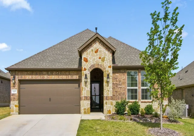 Photo 3 of Single family home for sale at 11217 Shady Meadows Wy, Aubrey, TX 76227 | MLS# 21364269 | Listing updated on 2026-09-17
