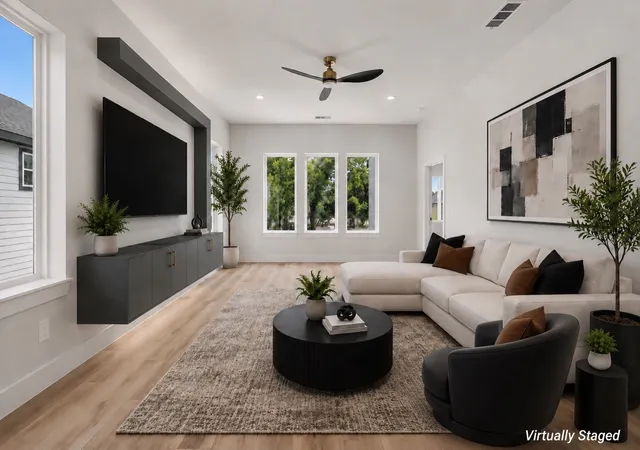 Photo 1 of Single family home for sale at 3914 Harlingen St, Dallas, TX 75212 | MLS# 21364203 | Listing updated on 2026-10-20