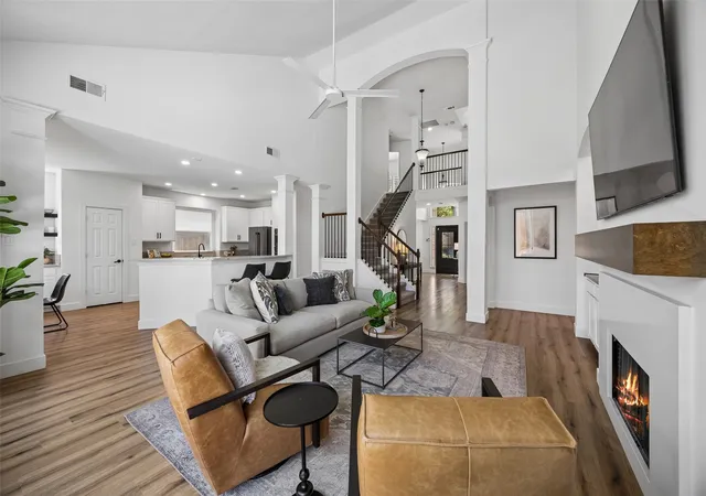 Photo 2 of Single family home for sale at 3924 Rio Secco Rd, Frisco, TX 75035 | MLS# 21360776 | Listing updated on 2026-10-03