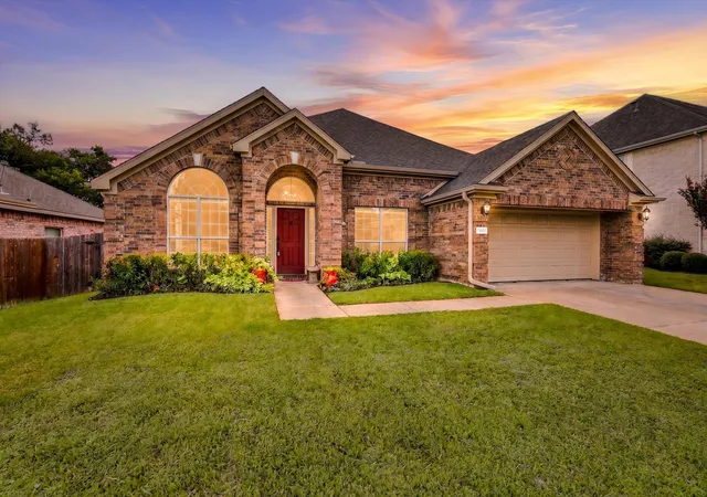 Single family home for sale at 7801 Stansfield Dr, Fort Worth, TX 76137 | MLS# 21355087