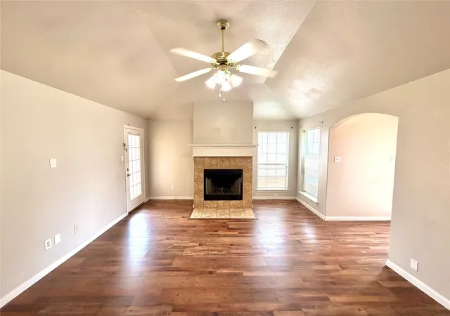 Photo 2 of Single family home for sale at 9212 Coral Ln, Fort Worth, TX 76140 | MLS# 21365003 | Listing updated on 2026-09-16