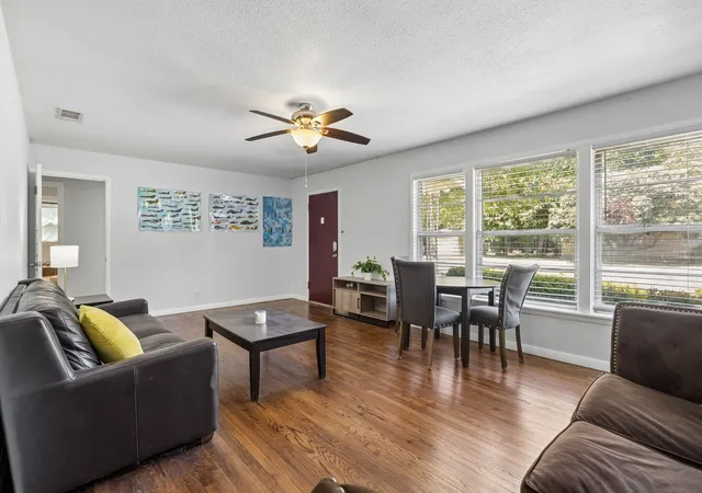 Photo 4 of Single family home for sale at 1318 Coit St, Denton, TX 76201 | MLS# 21360966 | Listing updated on 2026-09-14