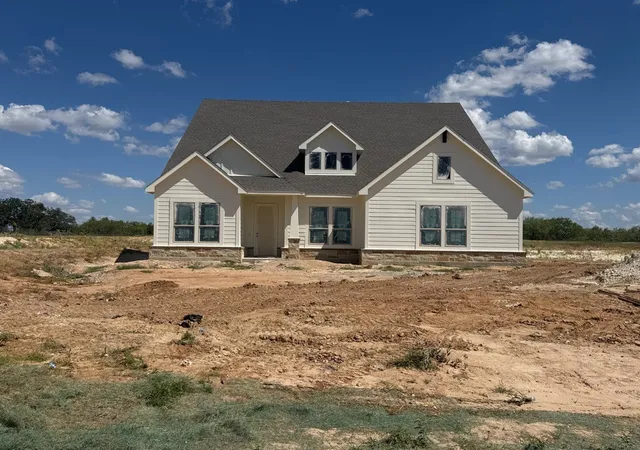 Photo 1 of Single family home for sale at 313 Johnny Boy Wy, Springtown, TX 76082 | MLS# 21365052 | Listing updated on 2026-09-15