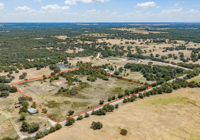 Photo 1 of Land for sale at Tbd Pleasant Hill Cemetery Rd, Sunset, TX 76270 | MLS# 21364599 | Listing updated on 2026-09-11