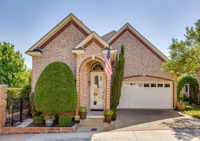 Photo 1 of Single family home for sale at 5065 Pershing Ave, Fort Worth, TX 76107 | MLS# 21357581 | Listing updated on 2026-09-13