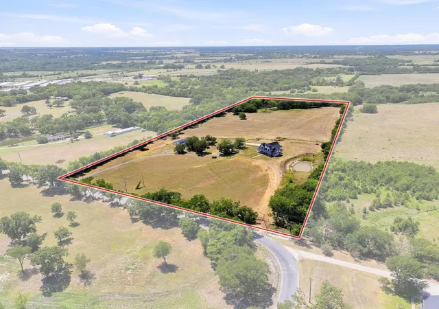 Photo 1 of Single family home for sale at 639 Eisenhower Rd, Denison, TX 75020 | MLS# 21362965 | Listing updated on 2026-10-06