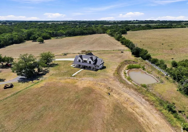 Photo 2 of Single family home for sale at 639 Eisenhower Rd, Denison, TX 75020 | MLS# 21362965 | Listing updated on 2026-10-06