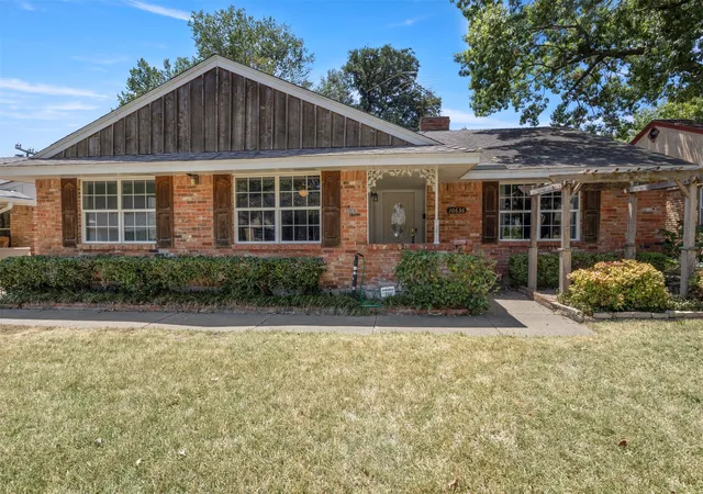 Photo 2 of Single family home for sale at 10636 Chesterton Dr, Dallas, TX 75238 | MLS# 21363072 | Listing updated on 2026-09-16
