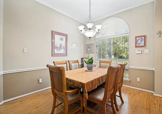 Photo 4 of Single family home for sale at 10313 Evergreen Dr, Rowlett, TX 75089 | MLS# 21364052 | Listing updated on 2026-09-08