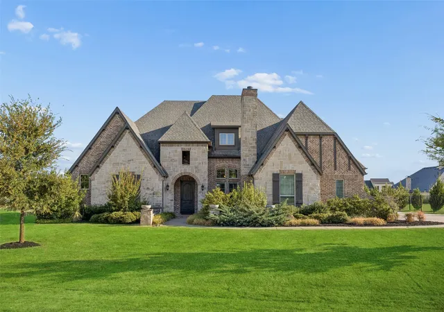 Photo 1 of Sale Pending at 755 Kenwood Trl, Lucas, TX 75002 | MLS# 21361162 | Listing updated on 2026-10-05