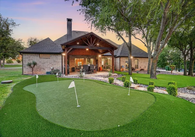 Photo 2 of Single family home for sale at 132 N Star Crossing Ln, Weatherford, TX 76088 | MLS# 21365136 | Listing updated on 2026-09-12