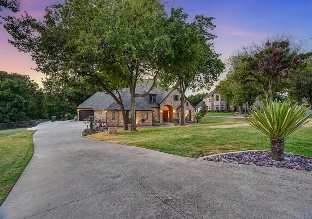 Photo 3 of Single family home for sale at 132 N Star Crossing Ln, Weatherford, TX 76088 | MLS# 21365136 | Listing updated on 2026-09-12