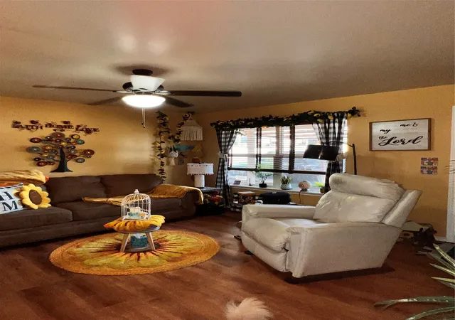 Photo 3 of Sale Pending at 3308 Tumbleweed Ln, Granbury, TX 76049 | MLS# 21365324 | Listing updated on 2026-09-22