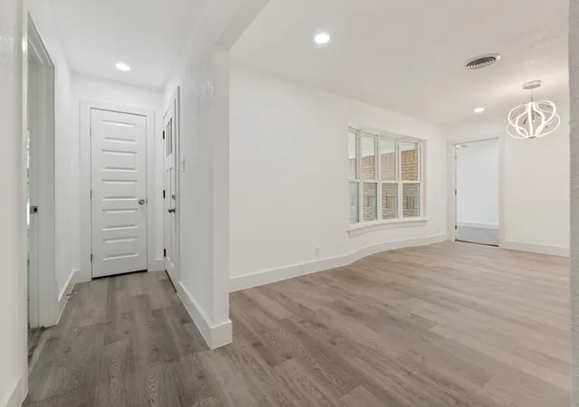 Photo 3 of Sale Pending at 5718 Trio Ln, Dallas, TX 75241 | MLS# 21365043 | Listing updated on 2026-10-03