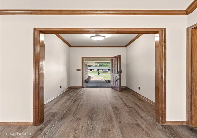 Photo 3 of Single family home for sale at 310 Brownlee Cir, Bossier City, LA 71111 | MLS# 21365385 | Listing updated on 2026-09-12