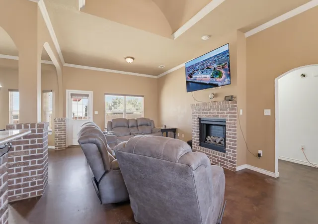 Photo 2 of Single family home for sale at 4018 Esman Ct, Abilene, TX 79606 | MLS# 21365475 | Listing updated on 2026-10-28